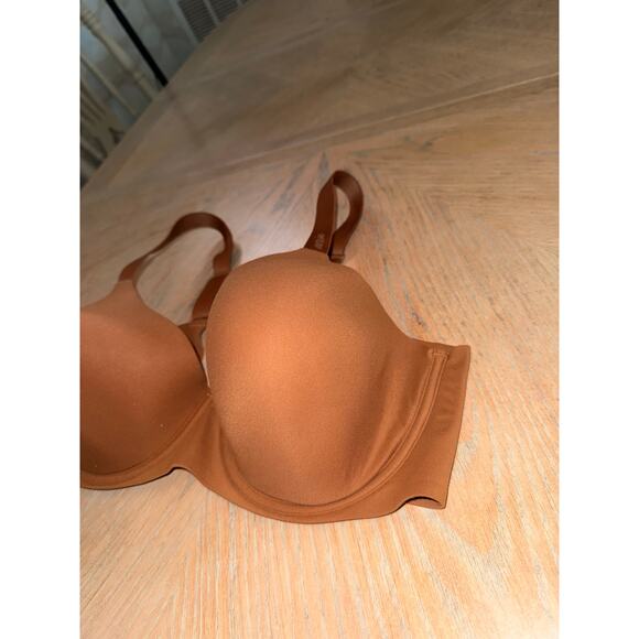 Aerie Smoothez Real Free Full Coverage
Lightly Lined Bra Horizon size 38DD - Picture 4 of 9